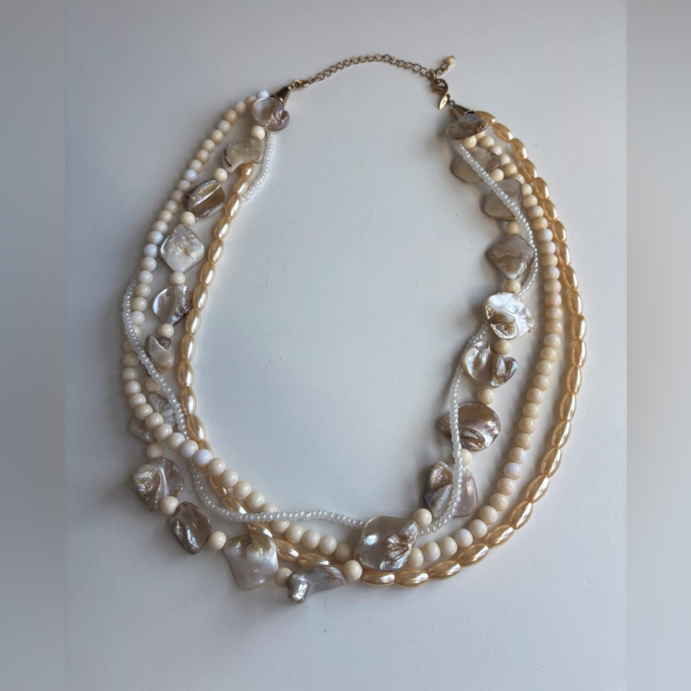Vintage 80s Avon Ethereal Mother of Pearl Layered Statement Necklace